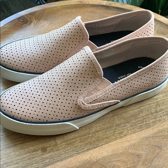 Sperry - Picture 2 of 2